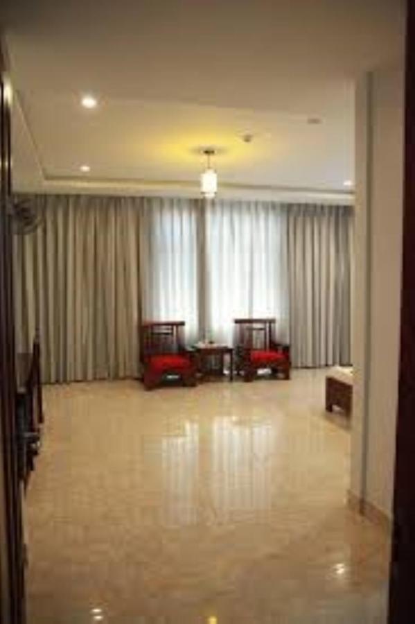 Tan Truong Son Hotel Dong Hoi Exterior foto